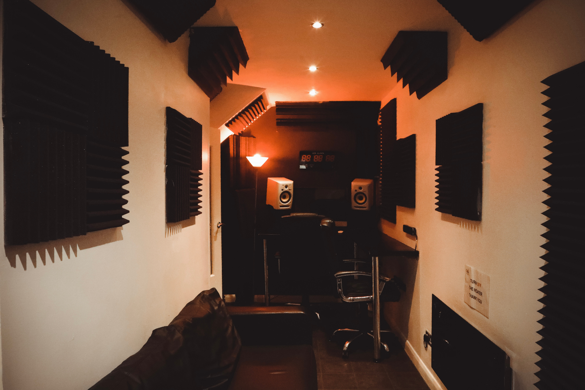 CYJ music production mixing console